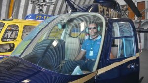 Vôo panorâmico de helicóptero em Salvador