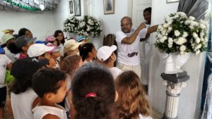 Aula Viva - Tema Africa  Escola Arco Íris com LuizGuia