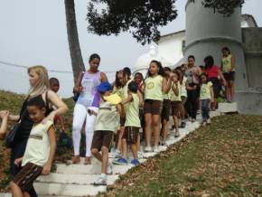 Aula Viva - Cidade Baixa com Visita a Arena Fonte Nova - Colégio Educandário