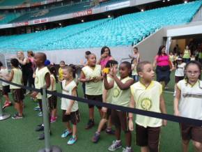 Aula Viva - Cidade Baixa com Visita a Arena Fonte Nova - Colégio Educandário