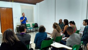 Curso de Formação para Guias de Turismo com Prof. LuizGuia Instituição: Escola Maria Câncio