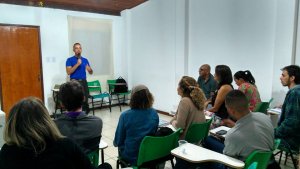 Curso de Formação para Guias de Turismo com Prof. LuizGuia Instituição: Escola Maria Câncio