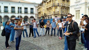 Curso de Formação para Guias de Turismo com Prof. LuizGuia Instituição: Escola Maria Câncio