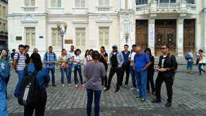 Curso de Formação para Guias de Turismo com Prof. LuizGuia Instituição: Escola Maria Câncio