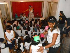 Escola Arco Íris - City Tour Histórico com Roteiro Afro