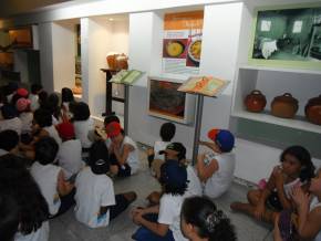 Escola Arco Íris - City Tour Histórico com Roteiro Afro