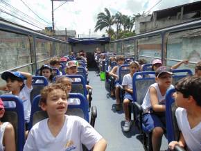 Escola Girassol - Passeio no Salvador Bus - 22/08