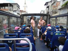 Escola Girassol - Passeio no Salvador Bus - 22/08