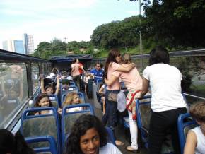 Escola Girassol - Passeio no Salvador Bus - 22/08