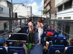 Escola Girassol - Passeio no Salvador Bus - 22/08