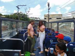 Escola Girassol - Passeio no Salvador Bus - 22/08