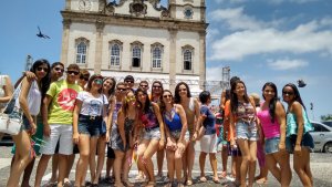 Escola Santa Tereza de Jesus / Crato-CE  Passeios Diversos em Salvador com Luiz Guia