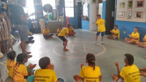 Escola Tira Dentes do Povoado de Palmeiras - Rio Real-Ba Tour em Salvador e Aulas de Capoeira