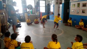 Escola Tira Dentes do Povoado de Palmeiras - Rio Real-Ba Tour em Salvador e Aulas de Capoeira