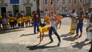 Escola Tira Dentes do Povoado de Palmeiras - Rio Real-Ba Tour em Salvador e Aulas de Capoeira