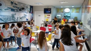 Museu da Coelba - Escola Girassol com Luiz Guia Turma 1