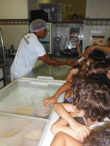 Museu da Coelba - Escola girassol com Luiz Guia Turma 2