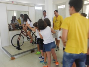 Museu da Coelba - Escola girassol com Luiz Guia Turmas 4 e 5