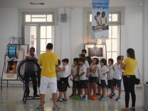 Museu da Coelba - Escola girassol com Luiz Guia Turmas 4 e 5