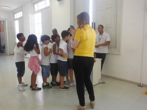 Museu da Coelba - Escola girassol com Luiz Guia Turmas 4 e 5