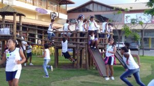 Passeio a Praia do Forte do Colegio Interação Feira de Santana-Ba