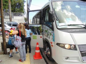 Passeio no Salvador Bus com Sorveteria da Ribeira da Escola Arco - iris