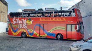 Passeio no Salvador Bus com Sorveteria da Ribeira da Escola Arco - iris