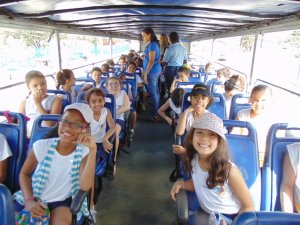 Passeio no Salvador Bus com Sorveteria da Ribeira da Escola Arco - iris