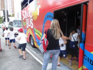 Passeio no Salvador Bus com Sorveteria da Ribeira da Escola Arco - iris