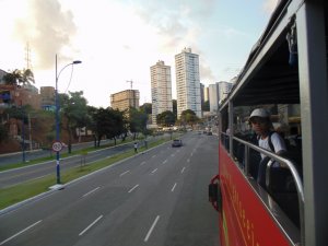 Passeio no Salvador Bus com Sorveteria da Ribeira da Escola Arco - iris