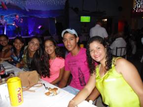 Praia do Forte e Balada Noturna com Grupo de Cabrobó